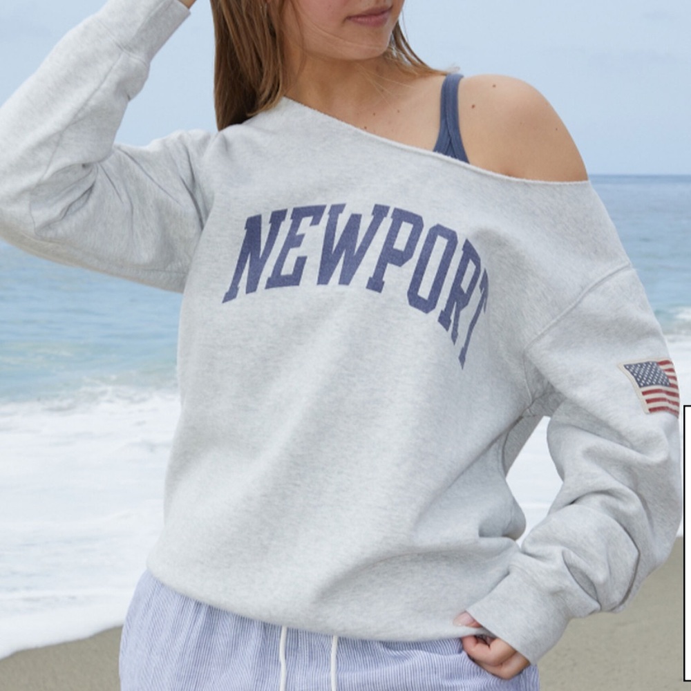 John Galt Erica Off-The-Shoulder Newport Sweatshirt - Picture 5 of 6